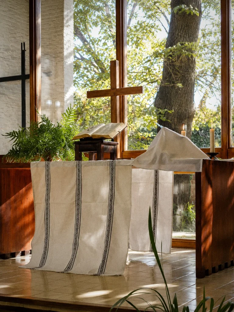 Comunidad San Lucas, Castelar — interior del templo